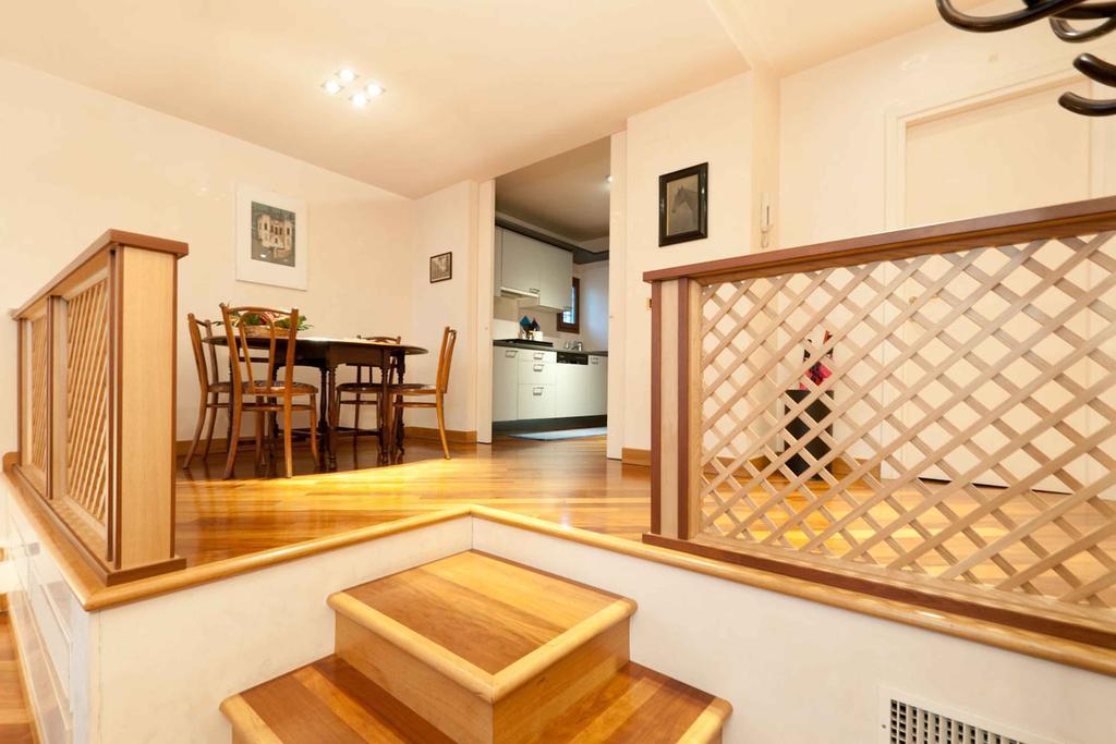 Palazzo San Marco: Historic With Lift *