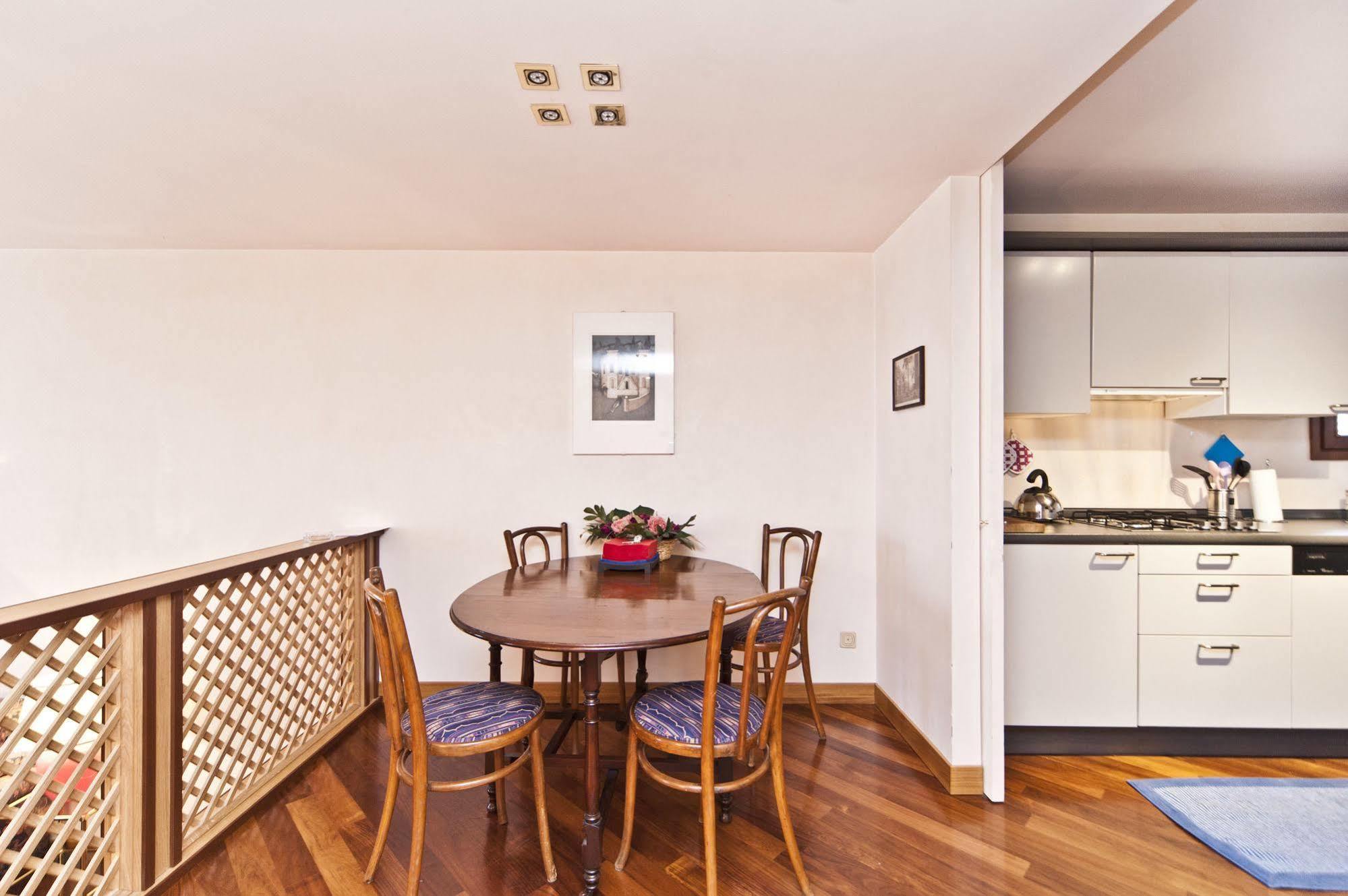 Very In Historical 1600 Palace With Lift A Few Min Walk From San Marco Square Apartamento Venecia